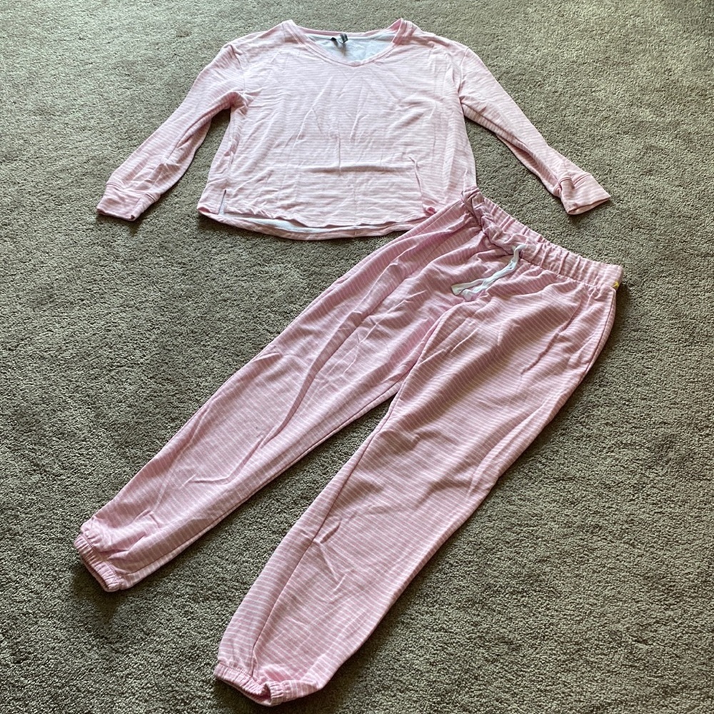 Jaclyn Intimates Pink White Striped Fleece Pajama Set SIZE M